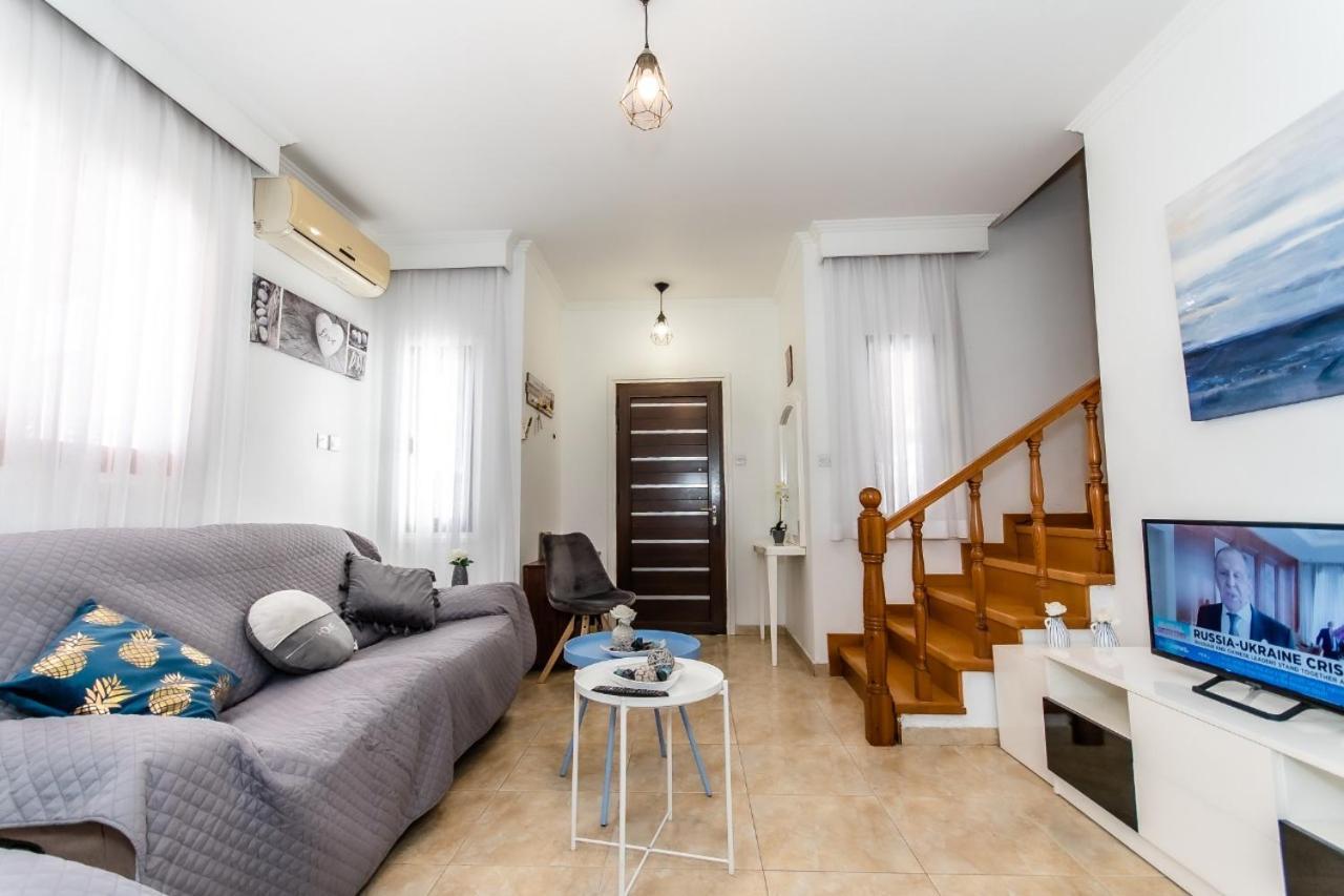 Reel Paradise Villa, Cyprus Larnaca Luaran gambar