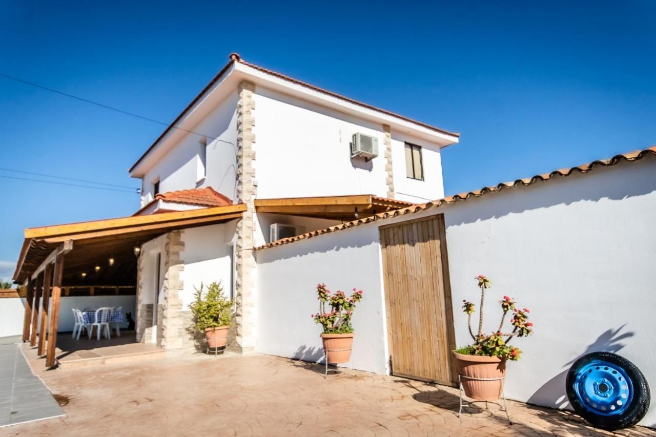 Reel Paradise Villa, Cyprus Larnaca Luaran gambar